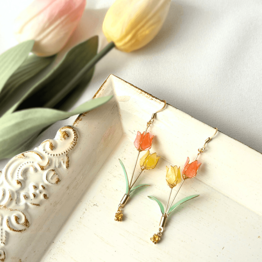 【チューリップ】ピアス オレンジと黄色 揺れる サージカルステンレス 金属アレルギー対応 受注生産 春の新作 | 6枚目